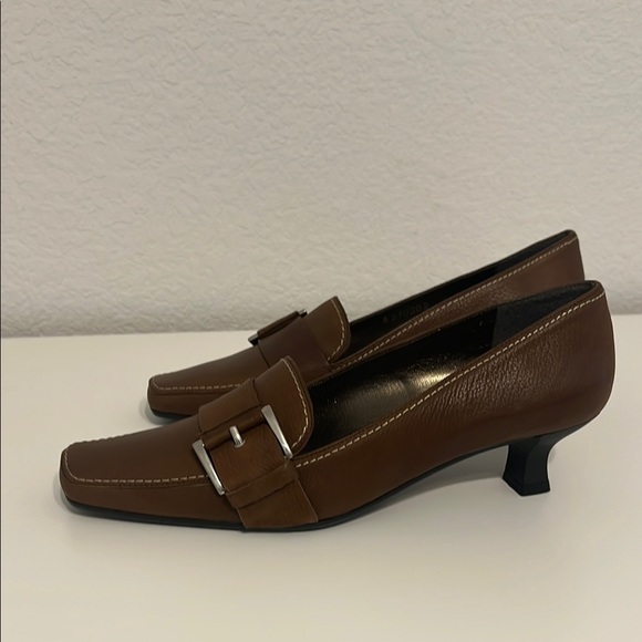 Stuart Weitzman Shoes - Stuart Weitzman Brown Flats with Silver Hardware